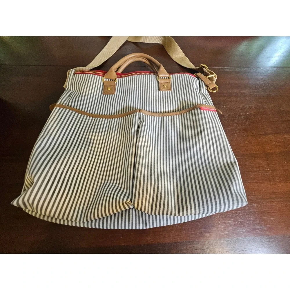 Skip Hop Duo Signature Diaper Bag Grey White Stripe Canvas Tote